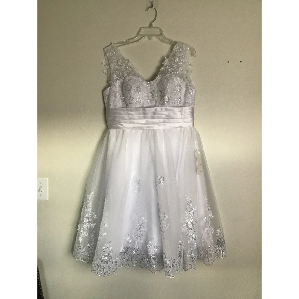 Witness of Love Girls White Lace VNeck Sequin Tulle Cocktail Dress Size 10 NWT‎